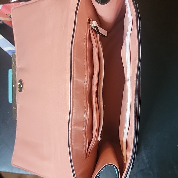 Aldo Small Bag - Picture 4 of 11